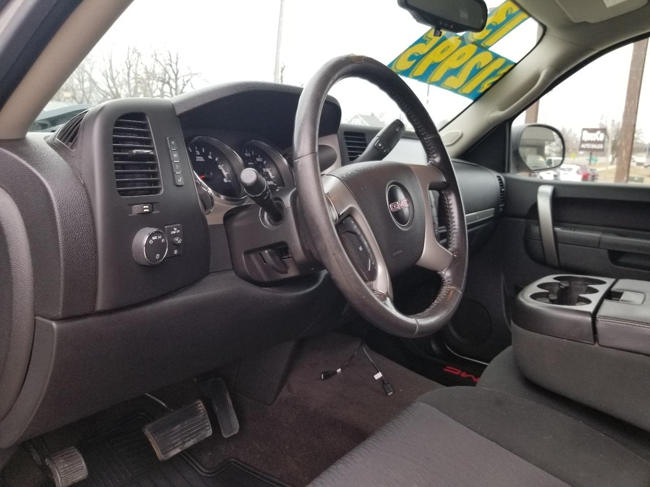 GMC Sierra 1500 4WD Ext Cab 143.5" SLE 2013