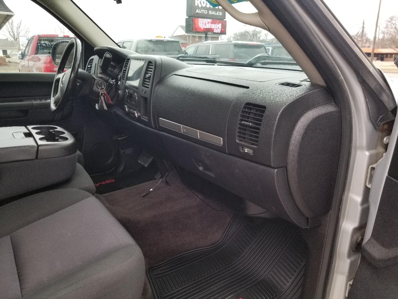 GMC Sierra 1500 4WD Ext Cab 143.5" SLE 2013