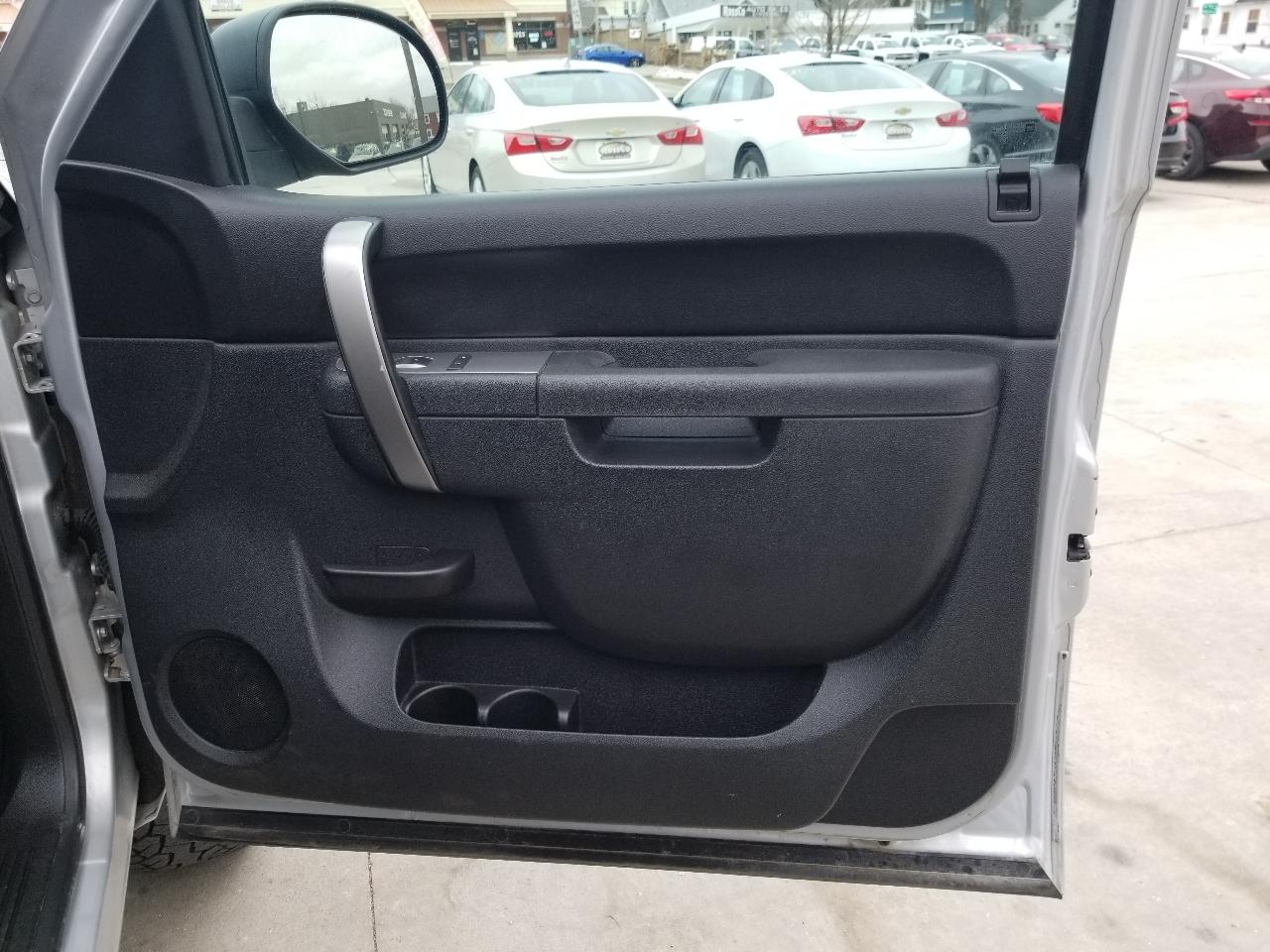 GMC Sierra 1500 4WD Ext Cab 143.5" SLE 2013