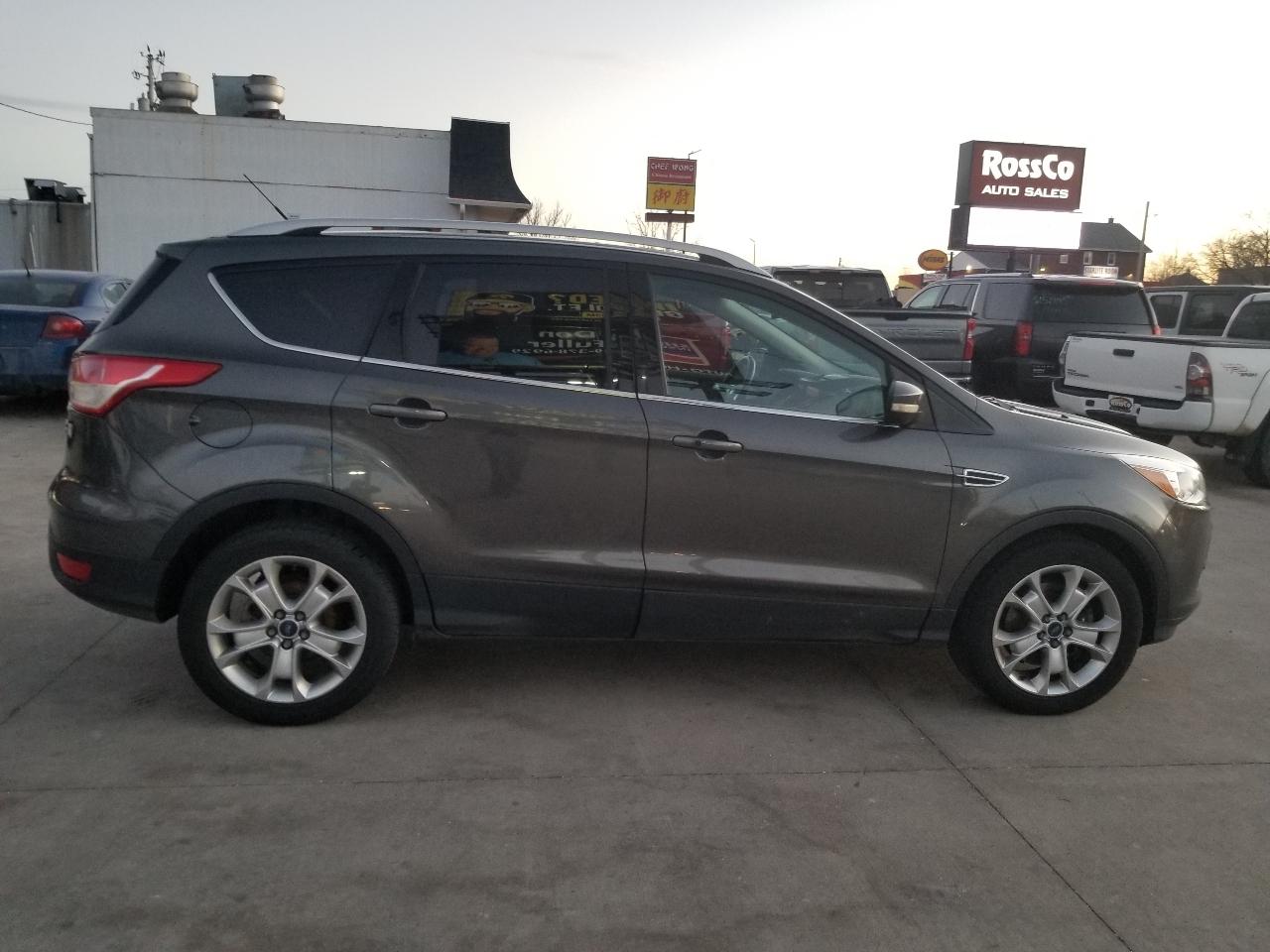 Ford Escape 4WD 4dr Titanium 2016