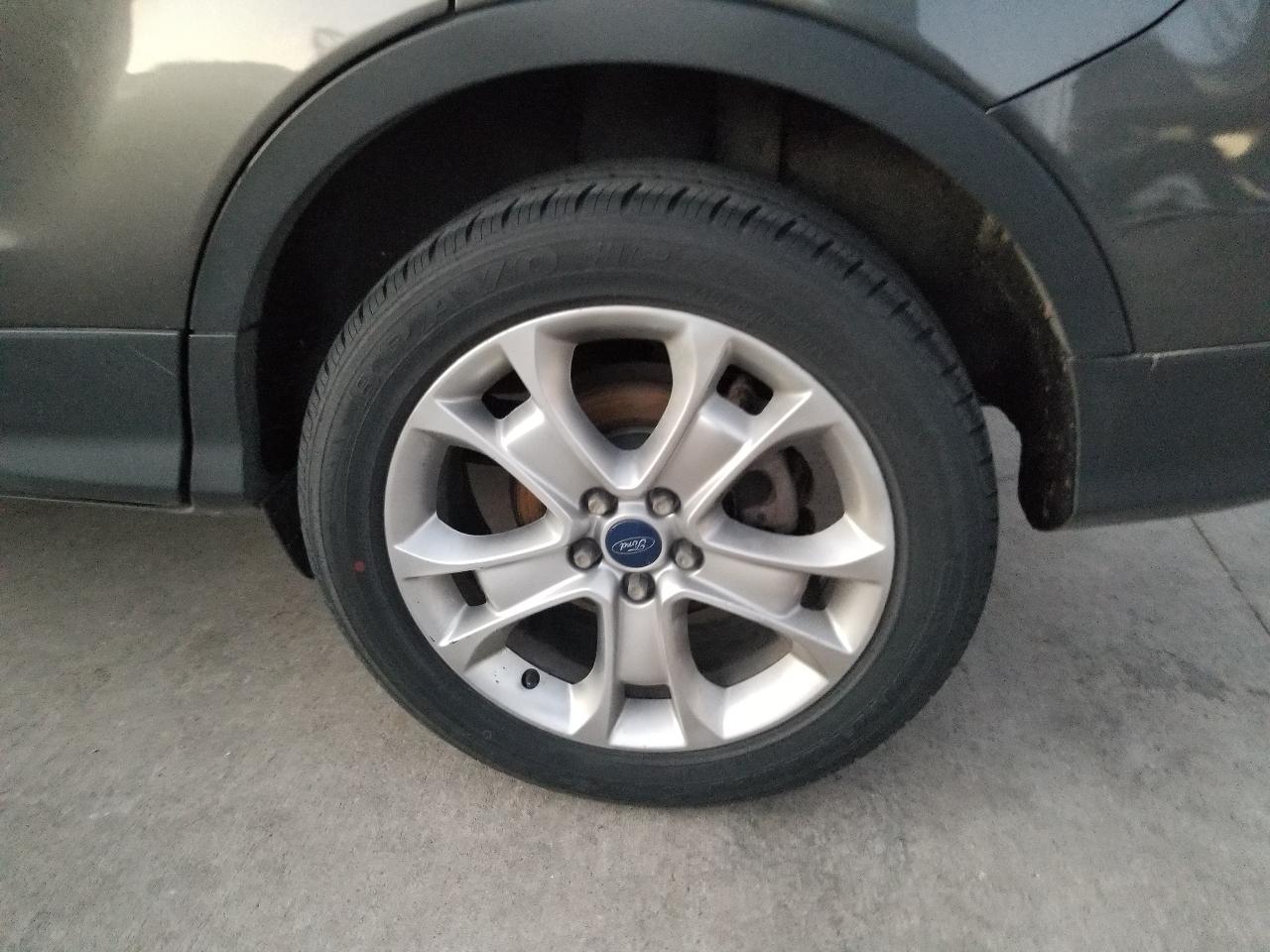 Ford Escape 4WD 4dr Titanium 2016