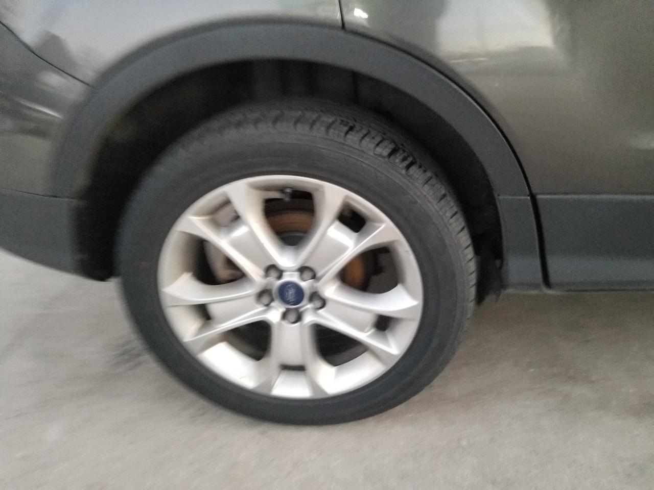 Ford Escape 4WD 4dr Titanium 2016