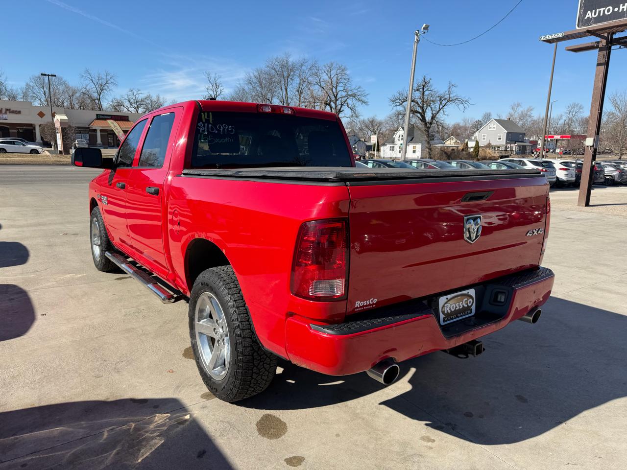 RAM 1500 4WD Crew Cab 140.5" Express 2014