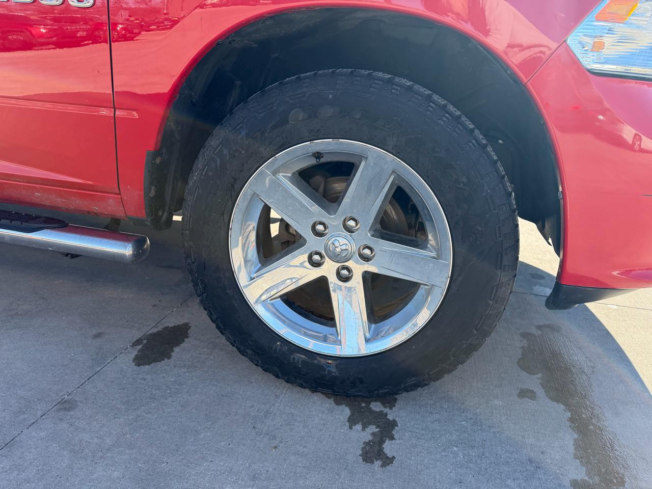 RAM 1500 4WD Crew Cab 140.5" Express 2014