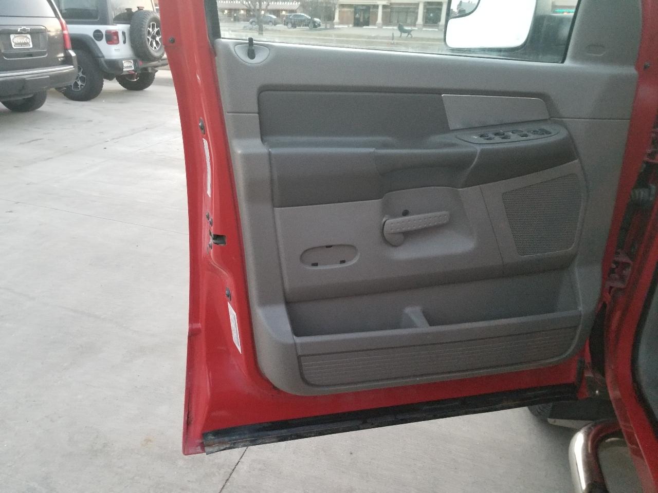 Dodge Ram 3500 4WD Quad Cab 160.5" DRW SLT 2007