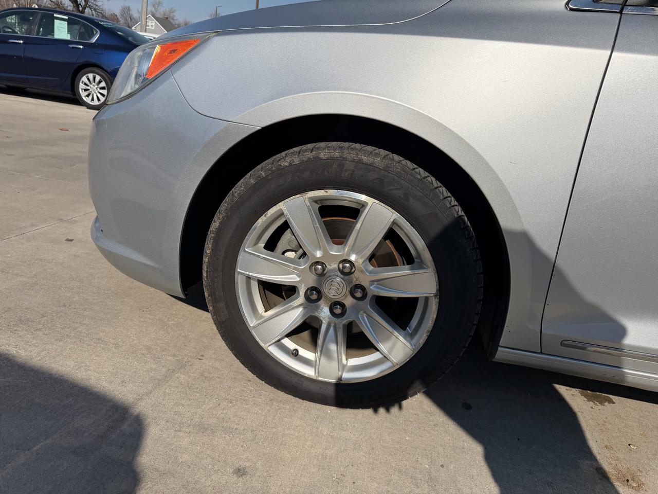 Buick LaCrosse 4dr Sdn Premium 1 FWD 2012