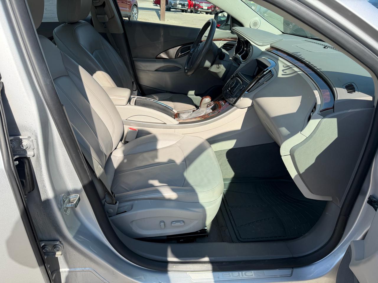 Buick LaCrosse 4dr Sdn Premium 1 FWD 2012