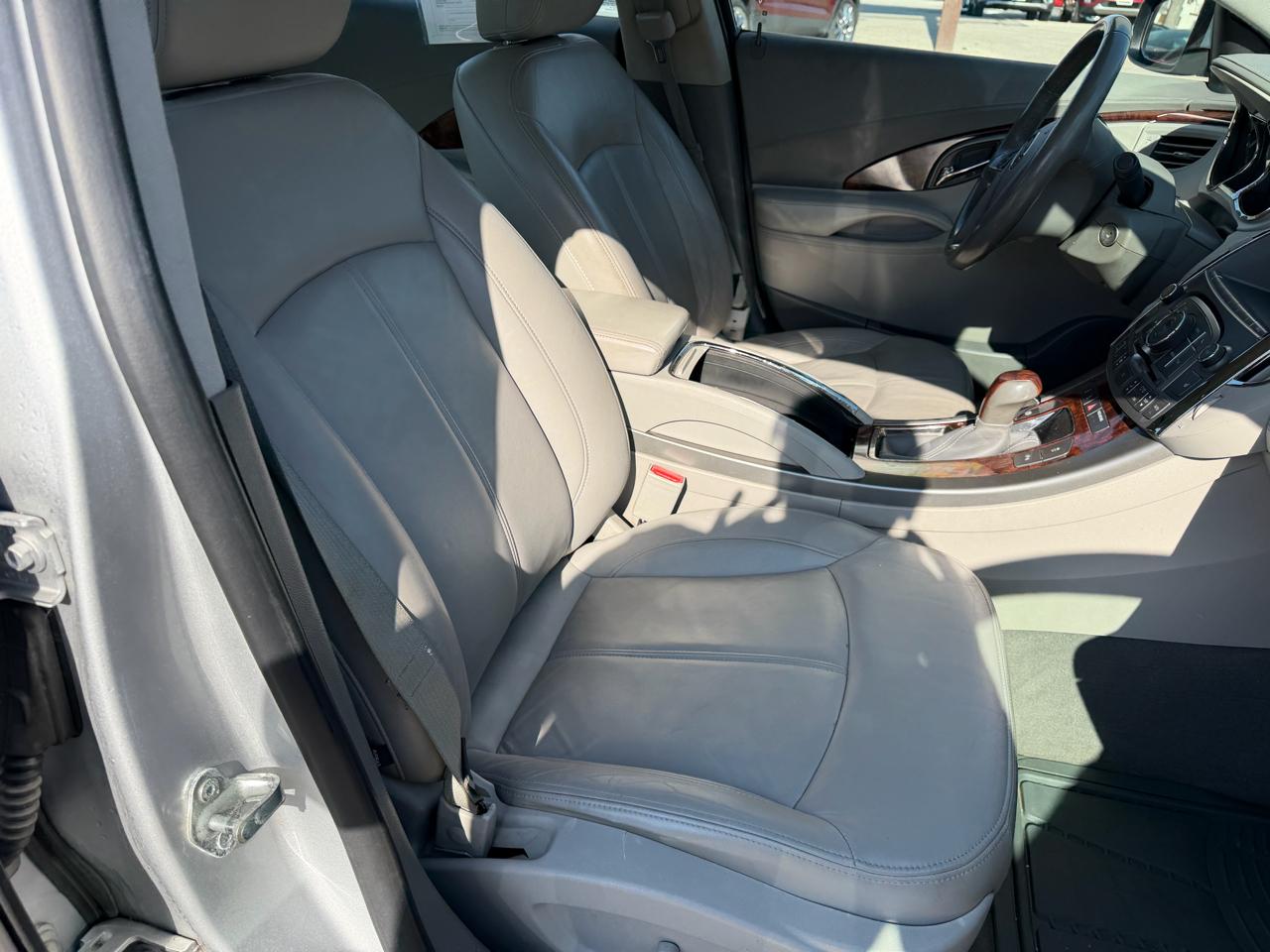 Buick LaCrosse 4dr Sdn Premium 1 FWD 2012