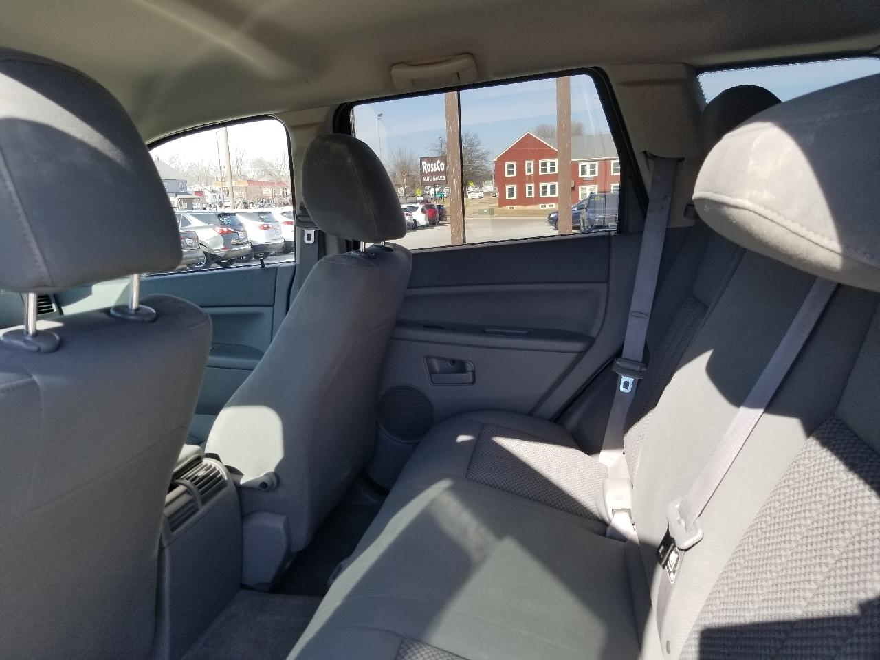 Jeep Grand Cherokee 4dr Laredo 4WD 2005