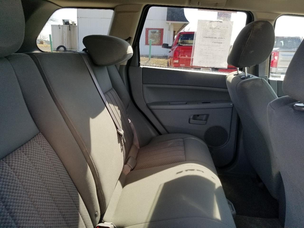 Jeep Grand Cherokee 4dr Laredo 4WD 2005