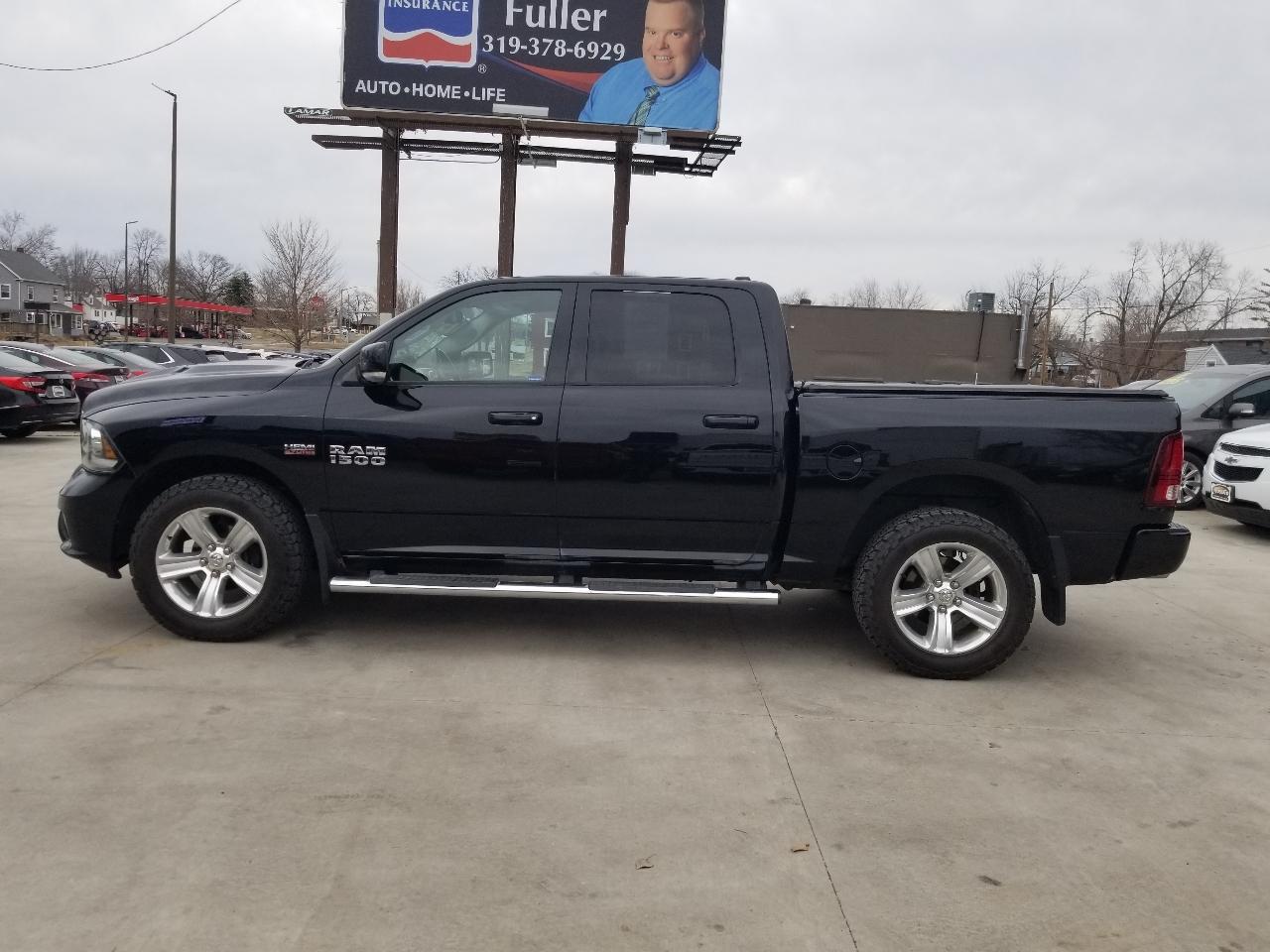 RAM 1500 4WD Crew Cab 140.5" Sport 2014