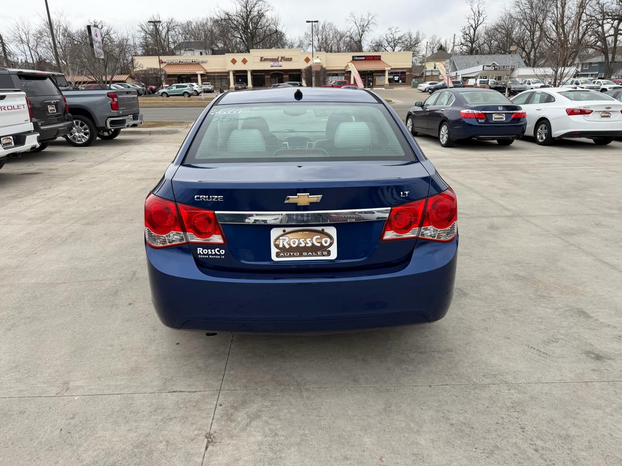 Chevrolet Cruze 4dr Sdn Auto 1LT 2013