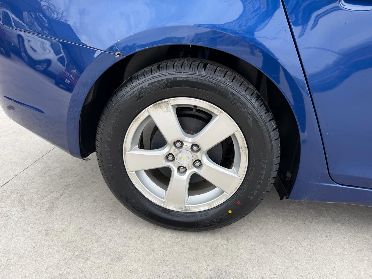 Chevrolet Cruze 4dr Sdn Auto 1LT 2013