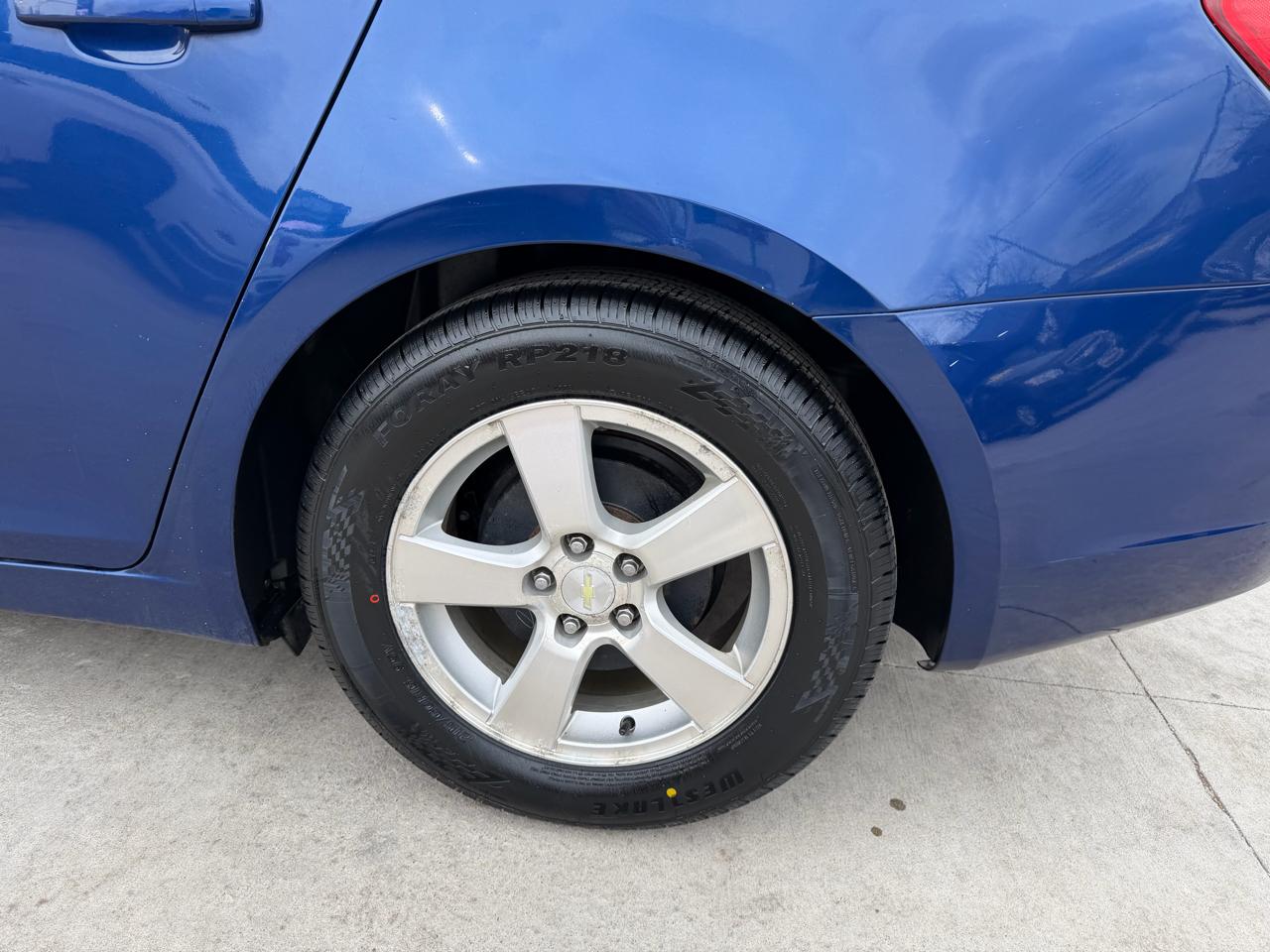 Chevrolet Cruze 4dr Sdn Auto 1LT 2013