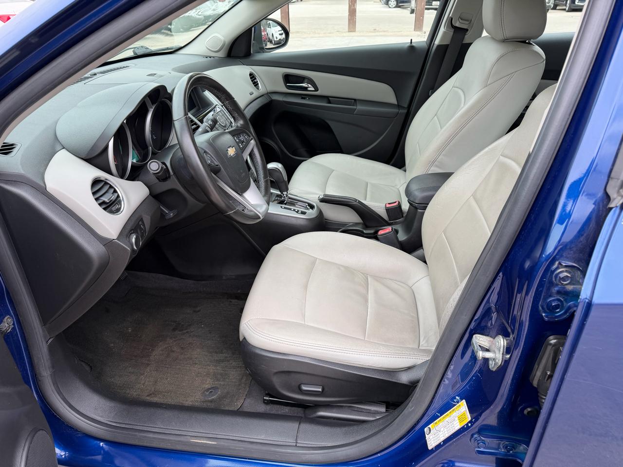 Chevrolet Cruze 4dr Sdn Auto 1LT 2013