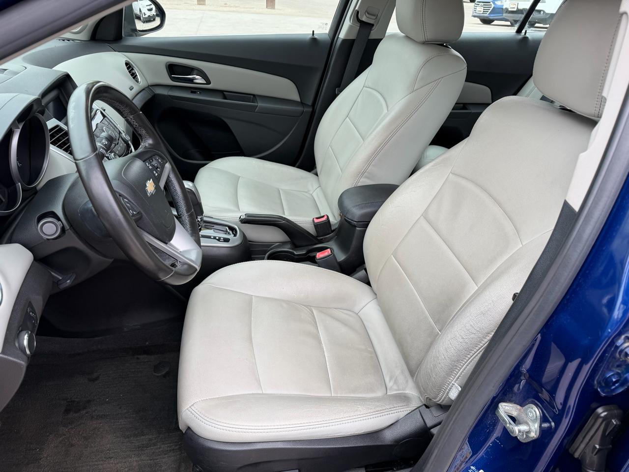 Chevrolet Cruze 4dr Sdn Auto 1LT 2013