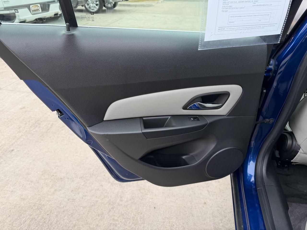 Chevrolet Cruze 4dr Sdn Auto 1LT 2013