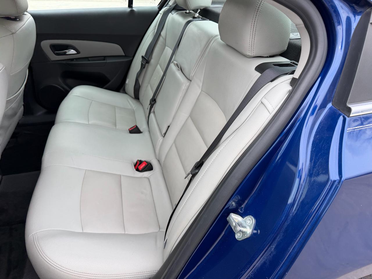 Chevrolet Cruze 4dr Sdn Auto 1LT 2013