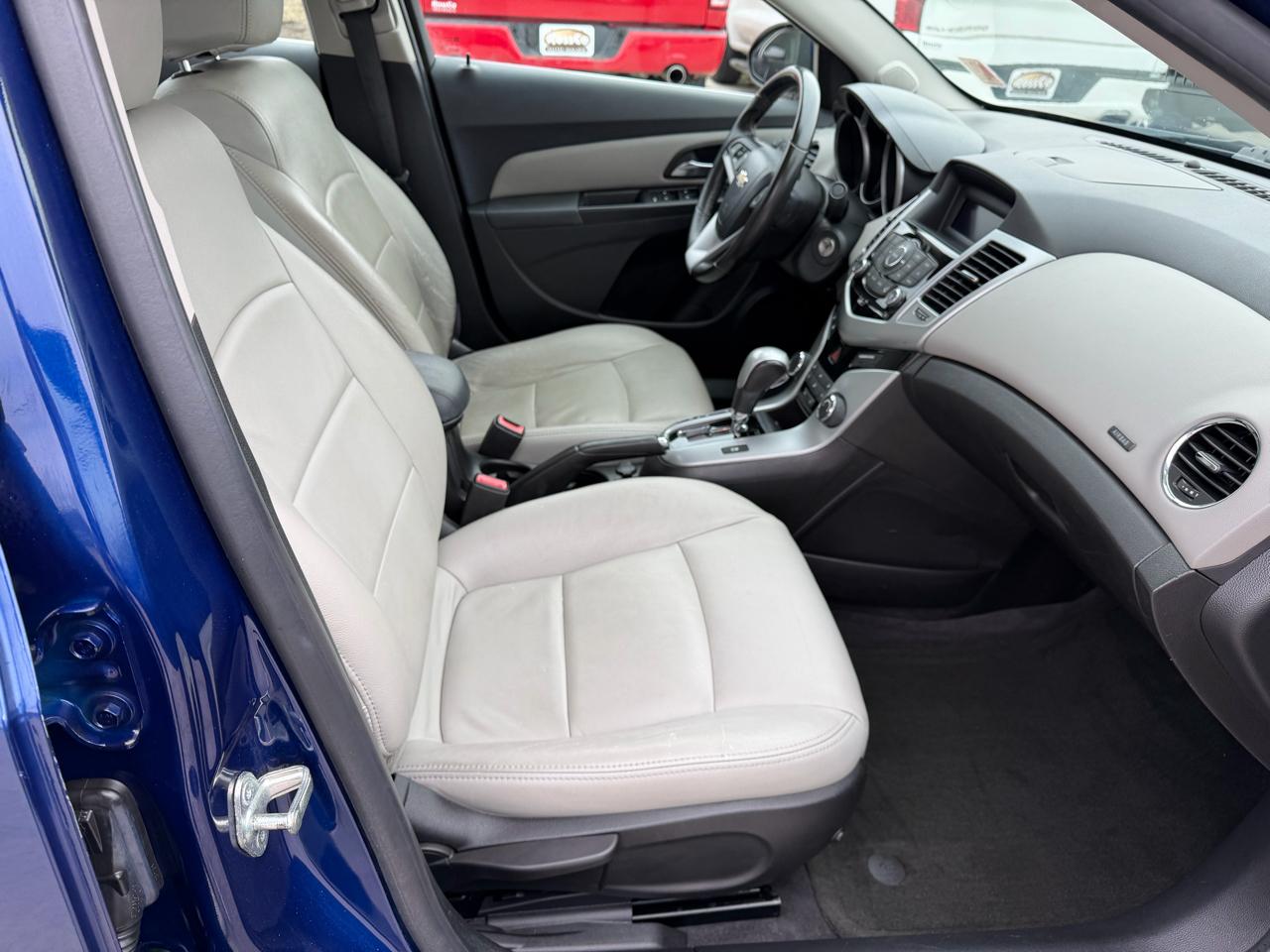 Chevrolet Cruze 4dr Sdn Auto 1LT 2013