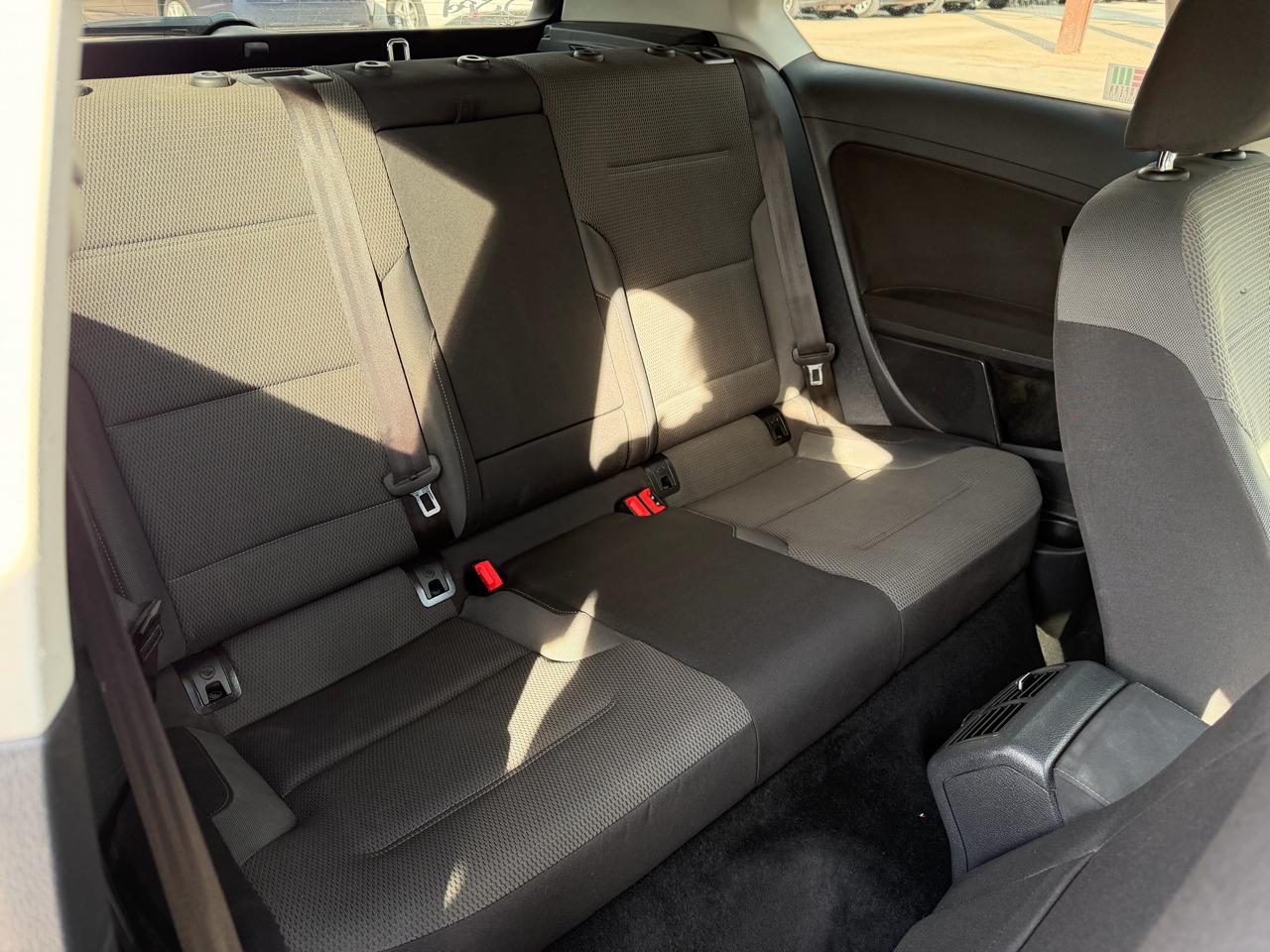 Volkswagen Golf 2dr HB Man Launch Edition *Ltd Avail* 2015