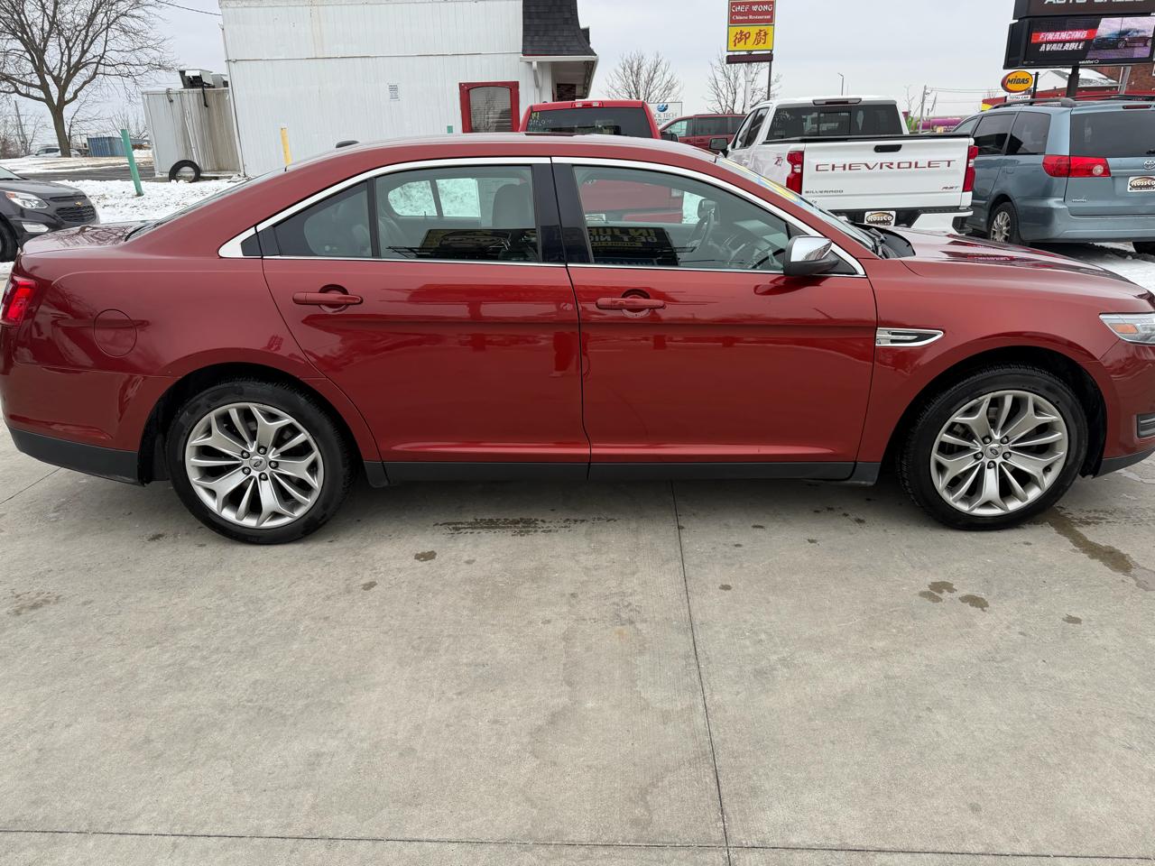 Ford Taurus 4dr Sdn Limited FWD 2014