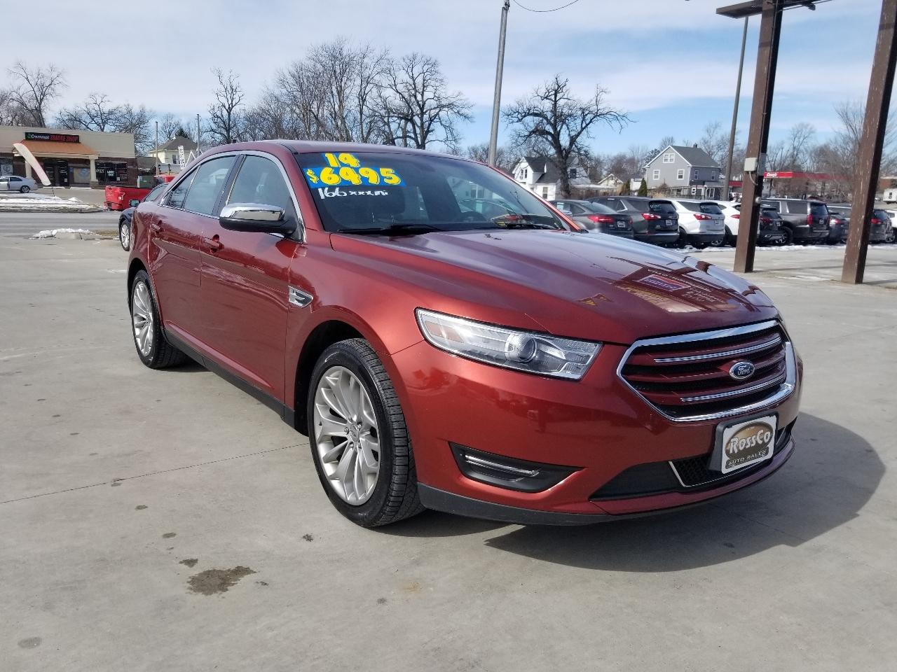 Ford Taurus 4dr Sdn Limited FWD 2014