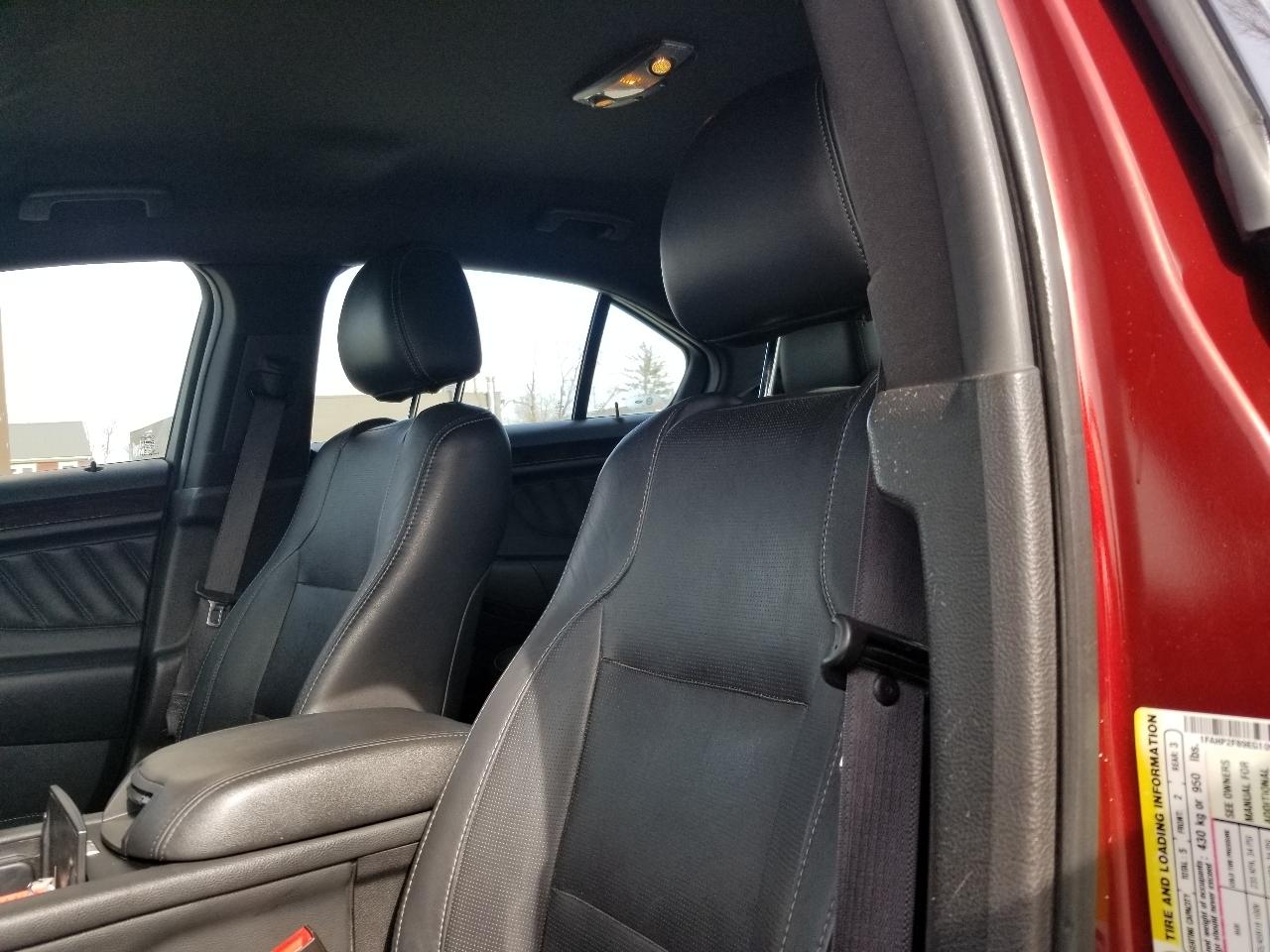 Ford Taurus 4dr Sdn Limited FWD 2014