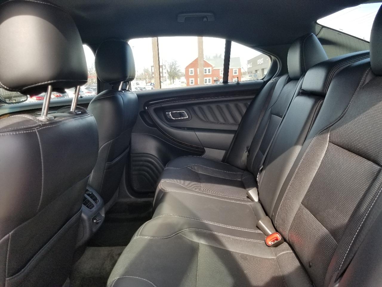 Ford Taurus 4dr Sdn Limited FWD 2014