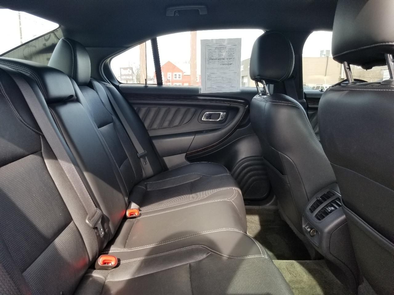 Ford Taurus 4dr Sdn Limited FWD 2014