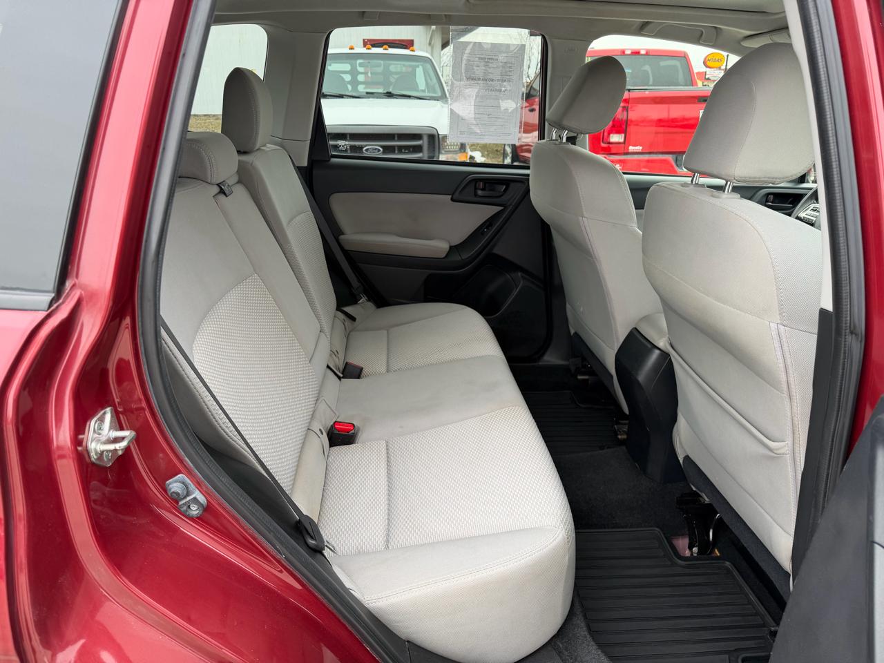 Subaru Forester 4dr CVT 2.5i Premium PZEV 2015