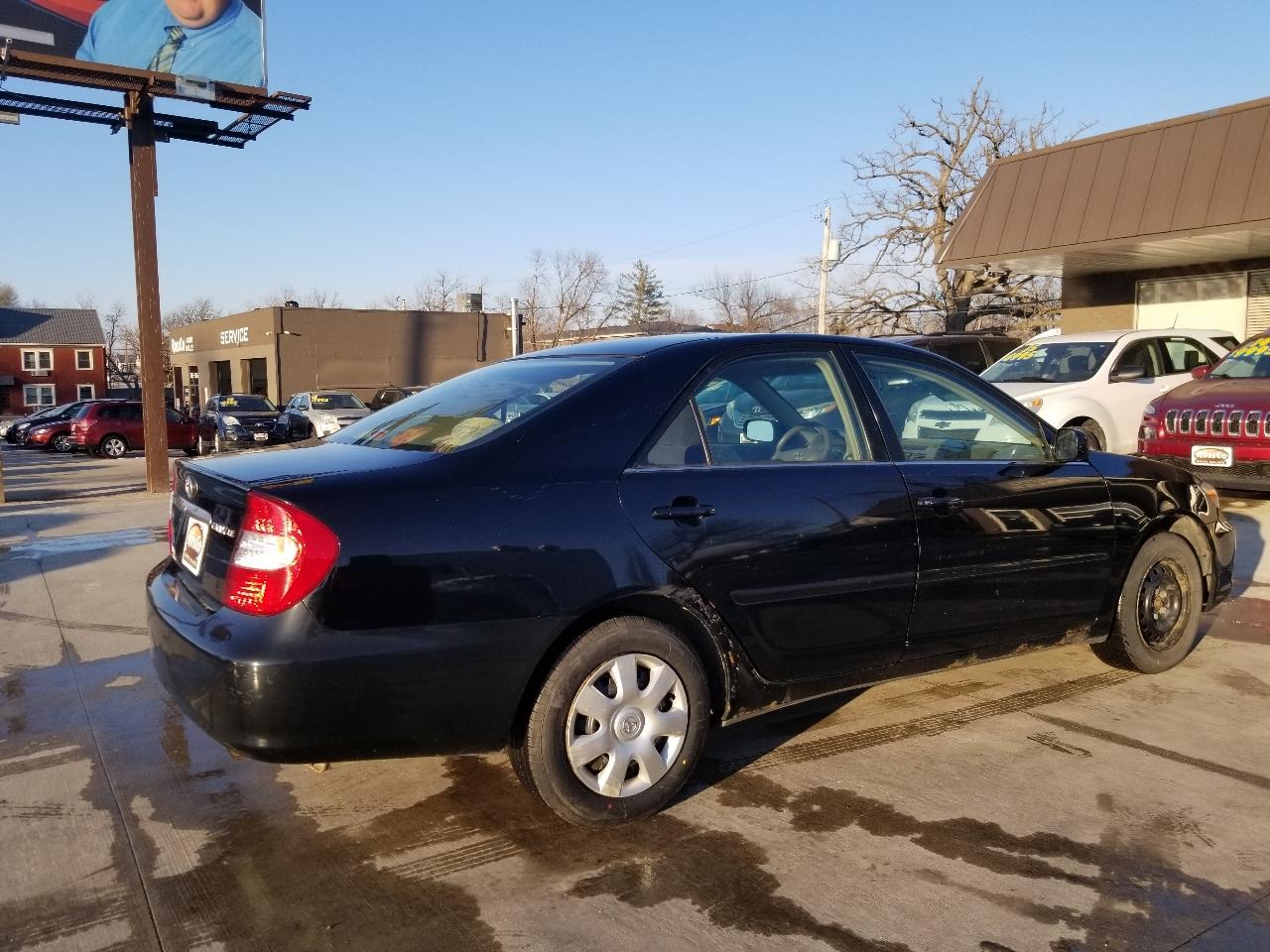 Toyota Camry 4dr Sdn XLE Auto (Natl) 2002
