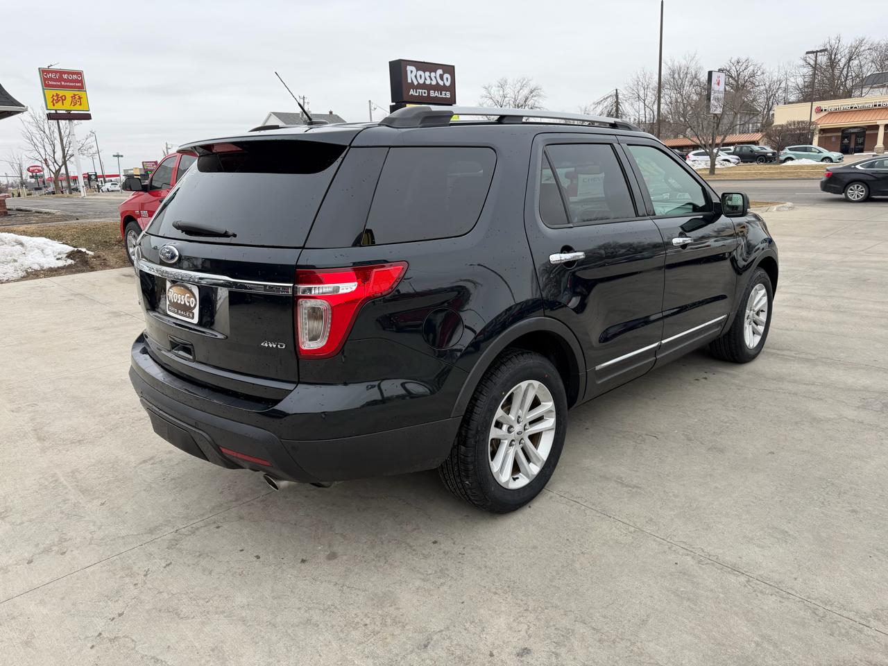 Ford Explorer 4WD 4dr XLT 2015