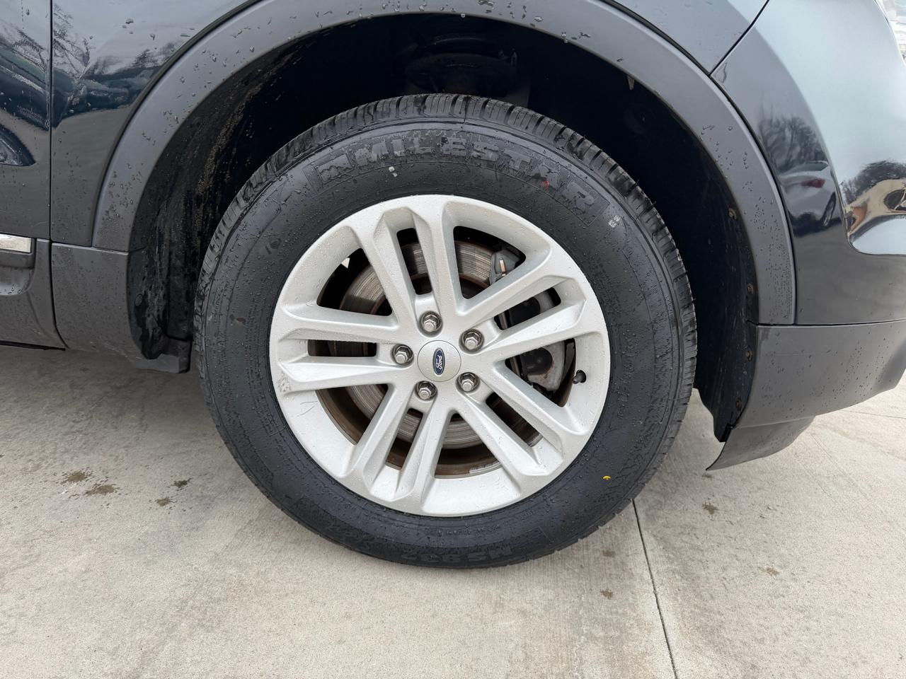 Ford Explorer 4WD 4dr XLT 2015