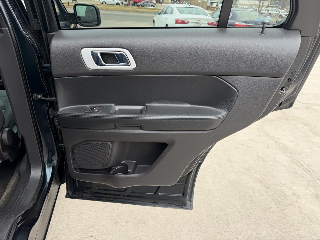 Ford Explorer 4WD 4dr XLT 2015