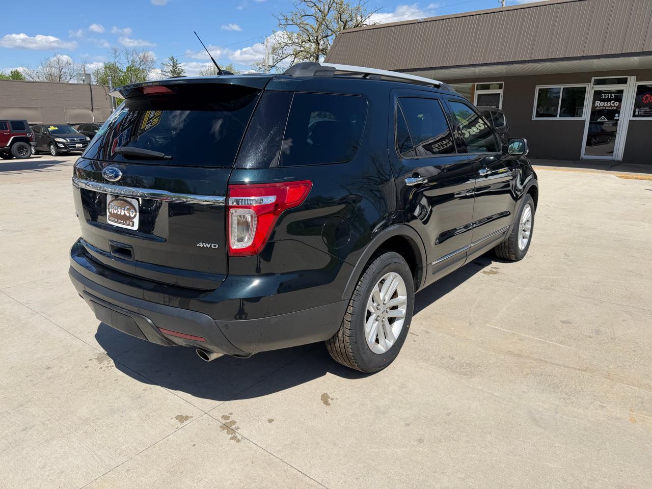 Ford Explorer 4WD 4dr XLT 2015