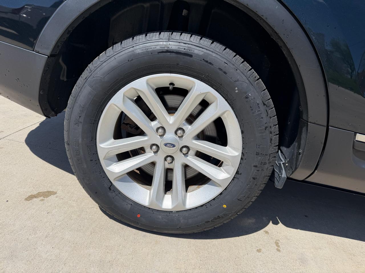 Ford Explorer 4WD 4dr XLT 2015