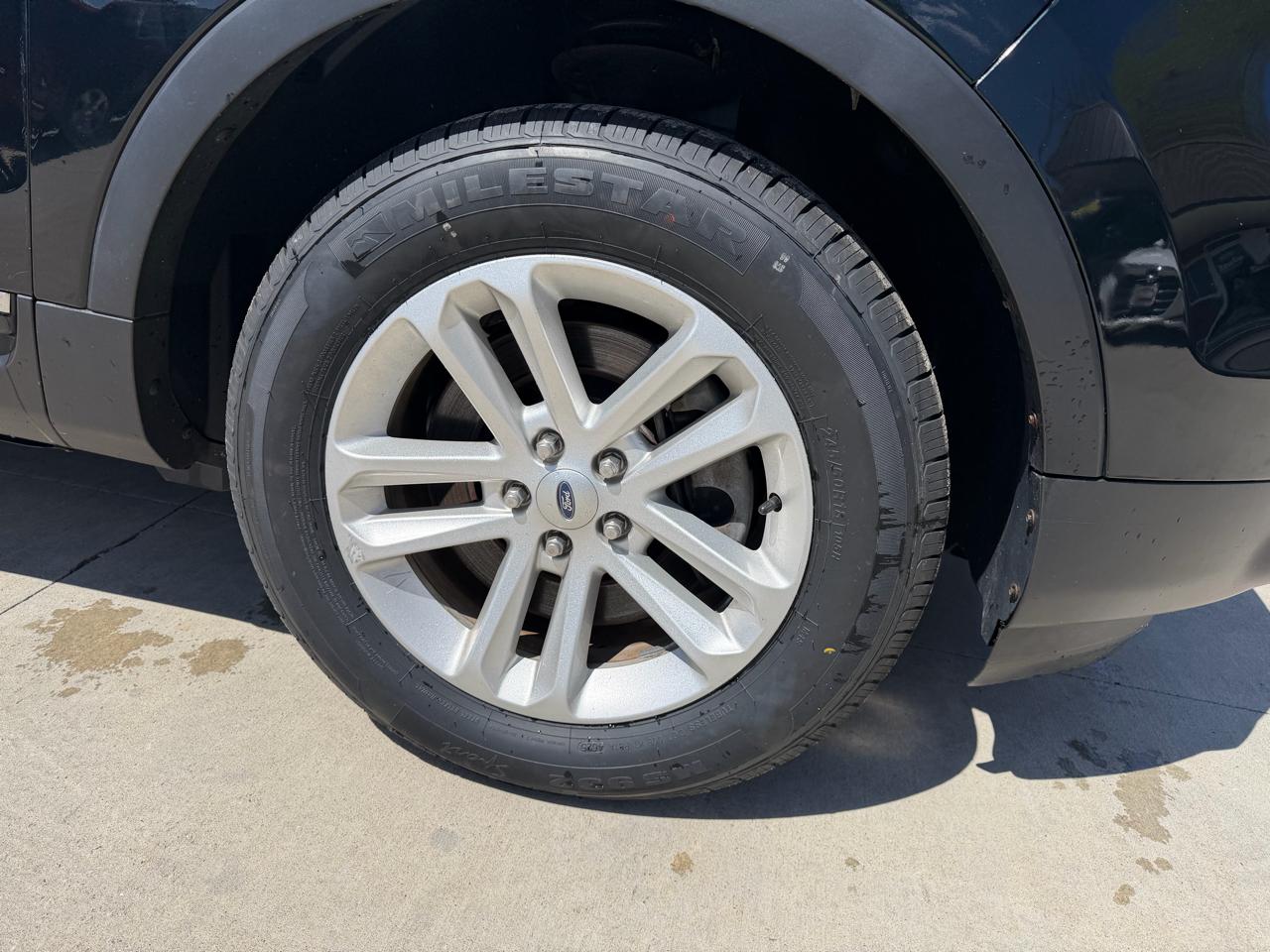 Ford Explorer 4WD 4dr XLT 2015