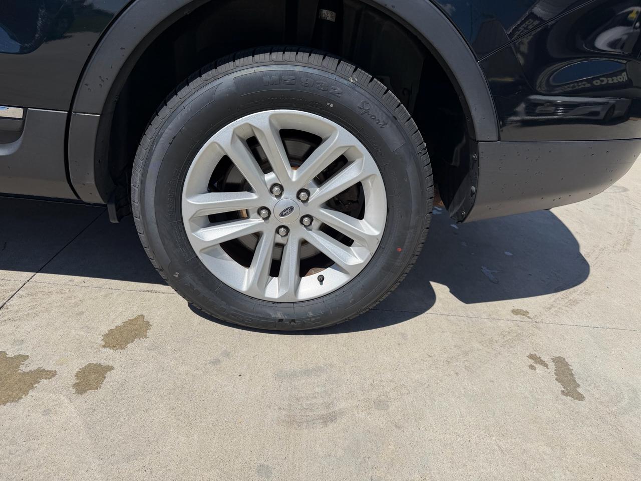 Ford Explorer 4WD 4dr XLT 2015