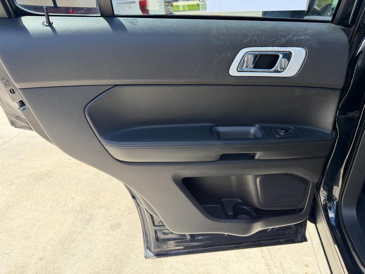 Ford Explorer 4WD 4dr XLT 2015
