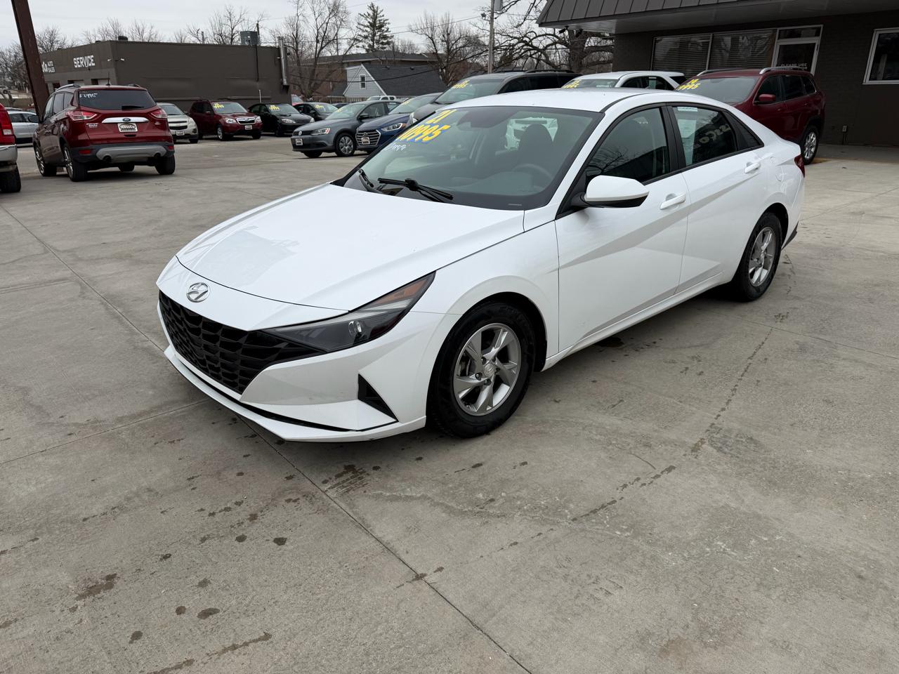 Hyundai Elantra SE IVT 2021