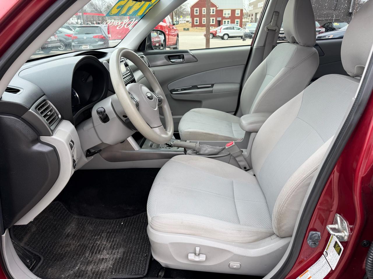 Subaru Forester 4dr Auto 2.5X Premium 2012