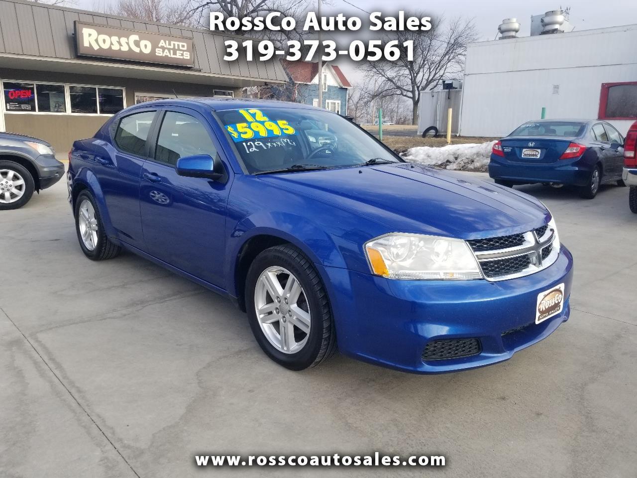 Dodge Avenger 4dr Sdn SXT 2012