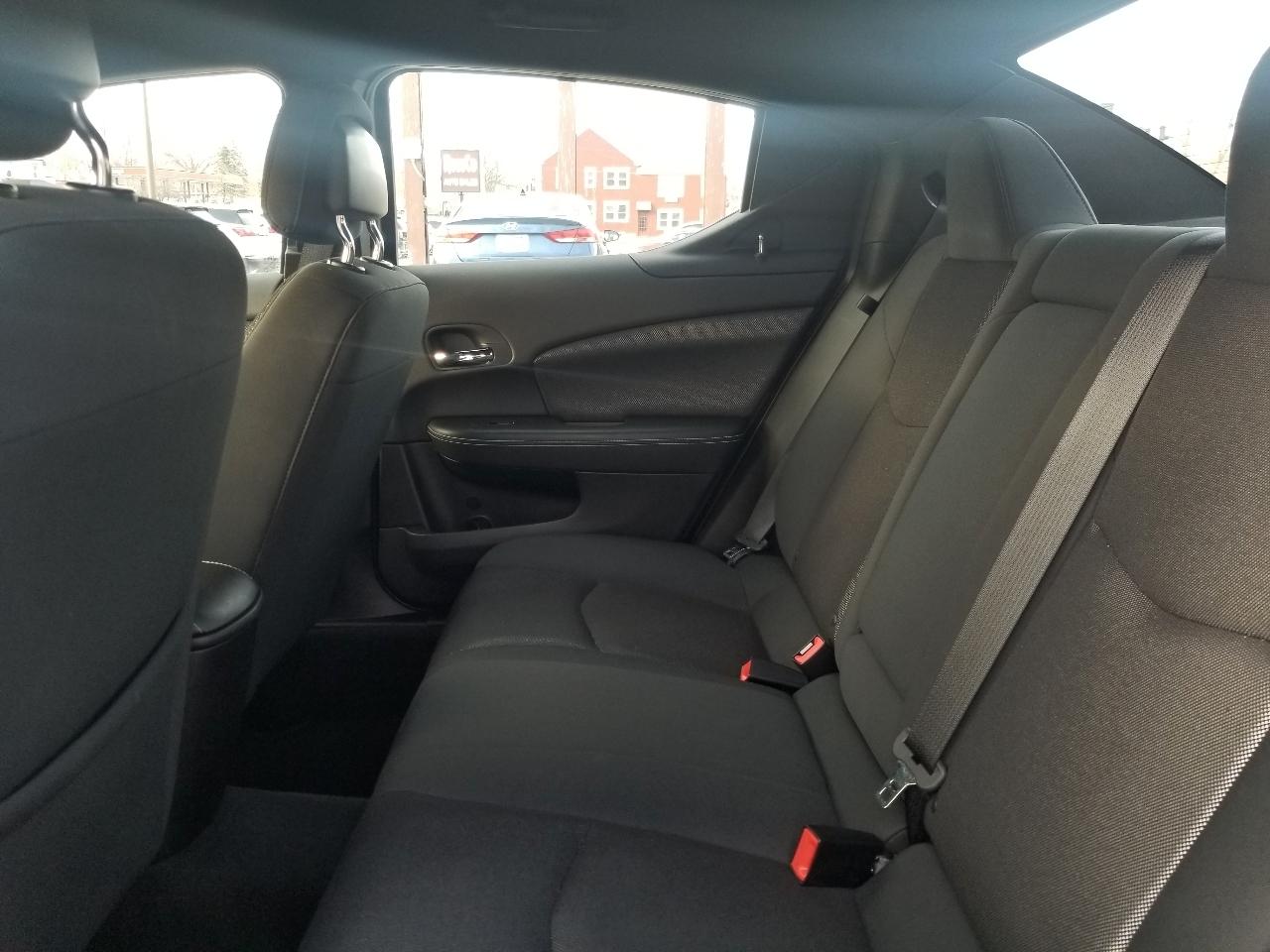 Dodge Avenger 4dr Sdn SXT 2012