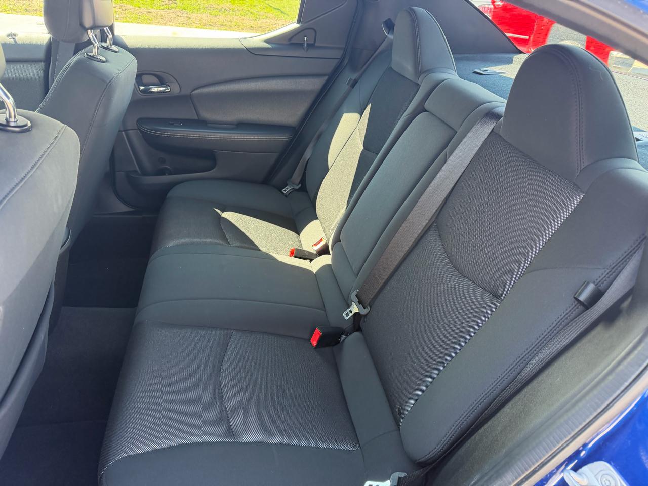 Dodge Avenger 4dr Sdn SXT 2012