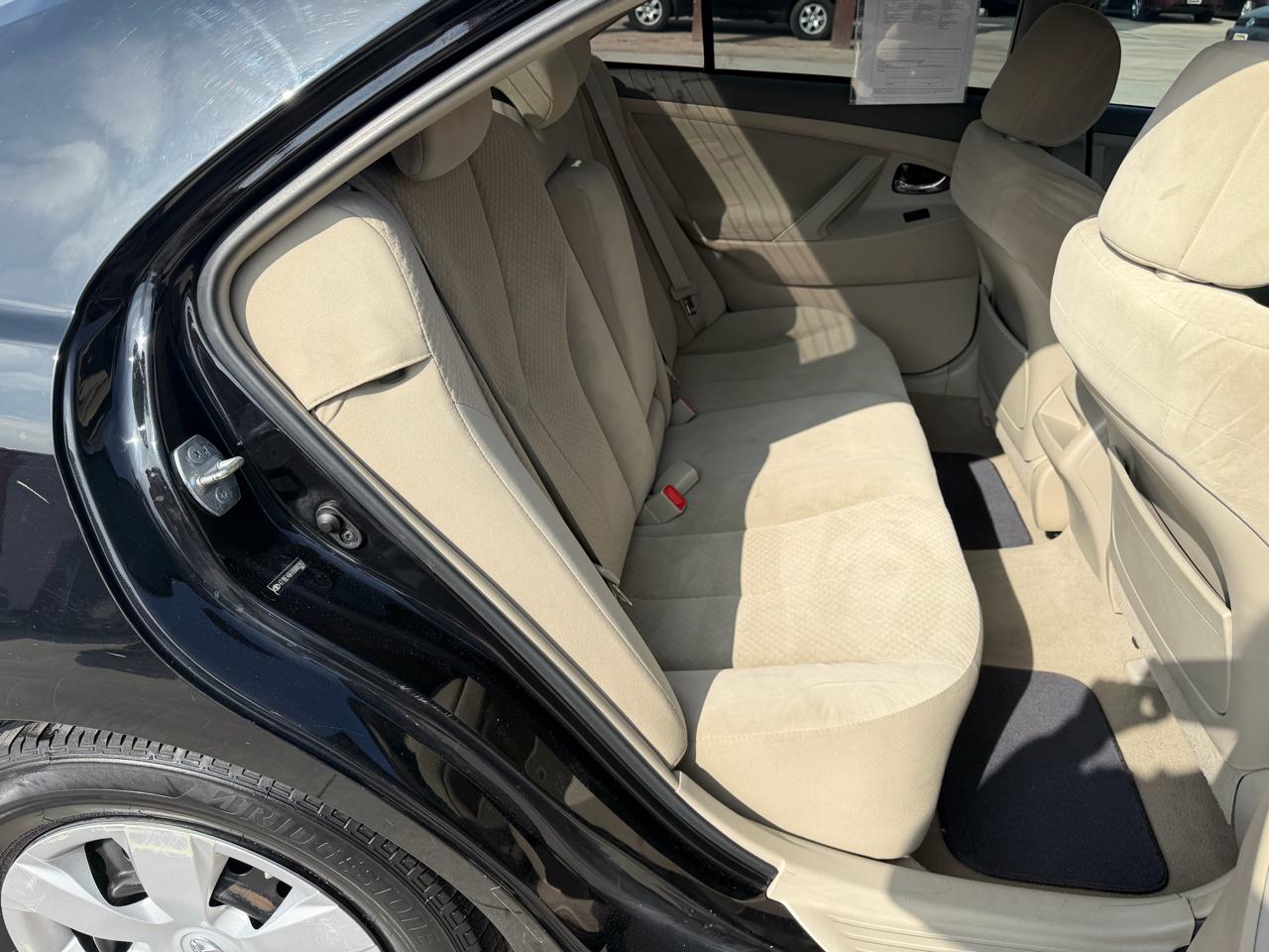 Toyota Camry 4dr Sdn I4 Auto (Natl) 2009