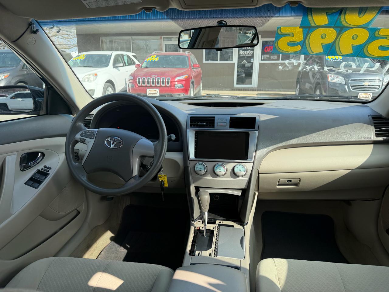 Toyota Camry 4dr Sdn I4 Auto (Natl) 2009