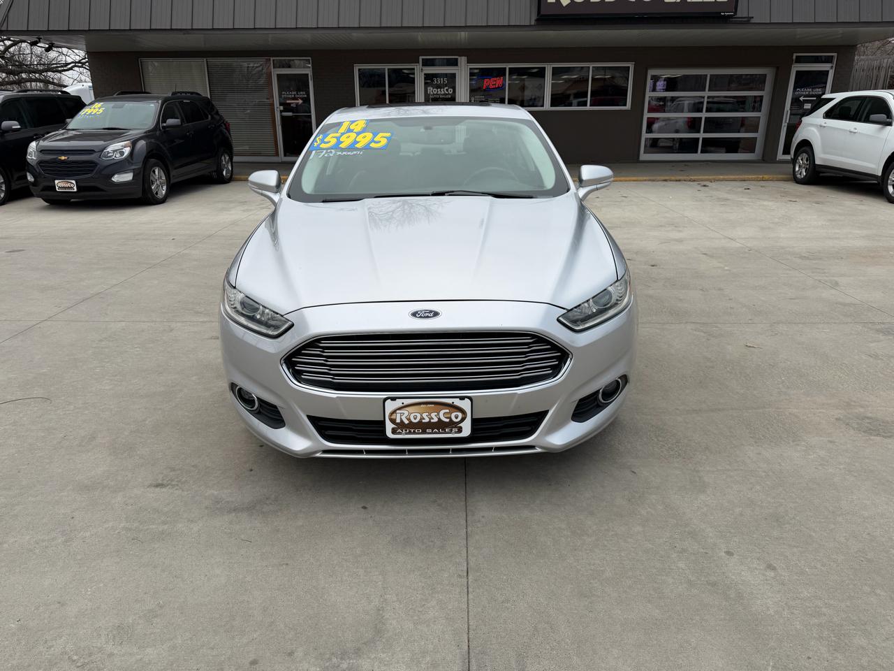Ford Fusion 4dr Sdn SE FWD 2014