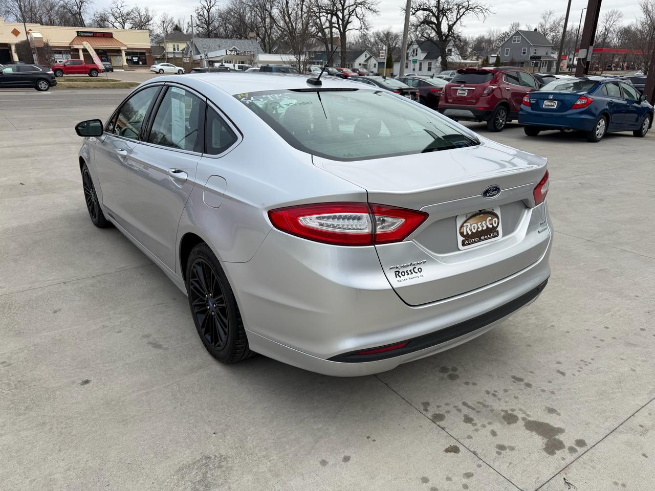 Ford Fusion 4dr Sdn SE FWD 2014