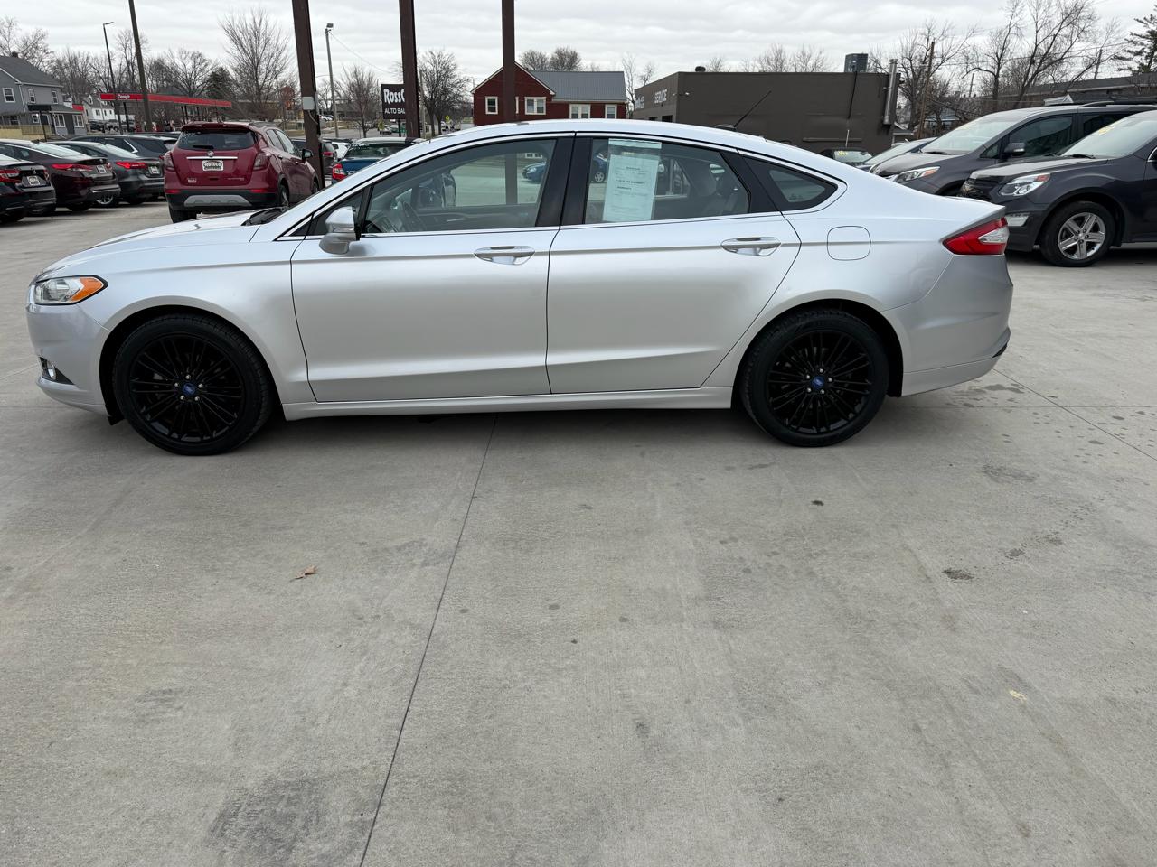 Ford Fusion 4dr Sdn SE FWD 2014
