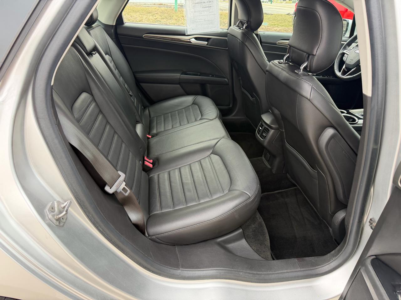 Ford Fusion 4dr Sdn SE FWD 2014